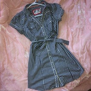 Gingham Guess dress top ✨💗💋